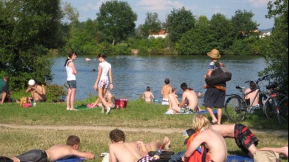 Liegewiese am Weiher