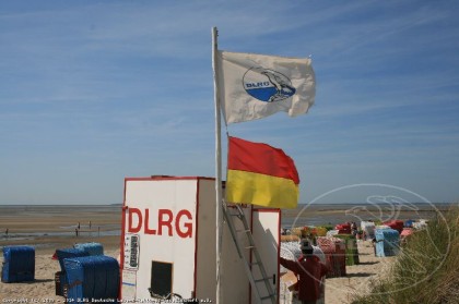 Strand- und Meerblick bei Ebbe auf die Nordsee