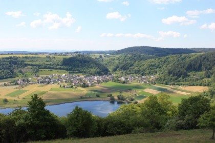 Meerfelder Maar vom Aussichtsturm Landesblick