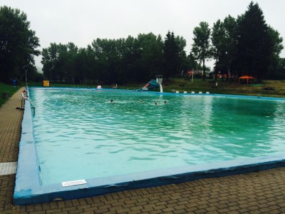 Schwimmbecken Freibad Großbreitenbach