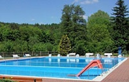 Schwimmbecken Ostbad