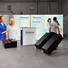 Unsere LED-Messestände lassen sich in rollbaren Transportkoffern im normalen PKW transportieren