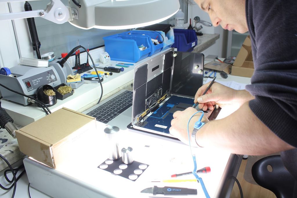 Nutzerfoto 2 Comtec Apple Service Computerhändler Nutzerfoto 2 Comtec Apple Service Computerhändler