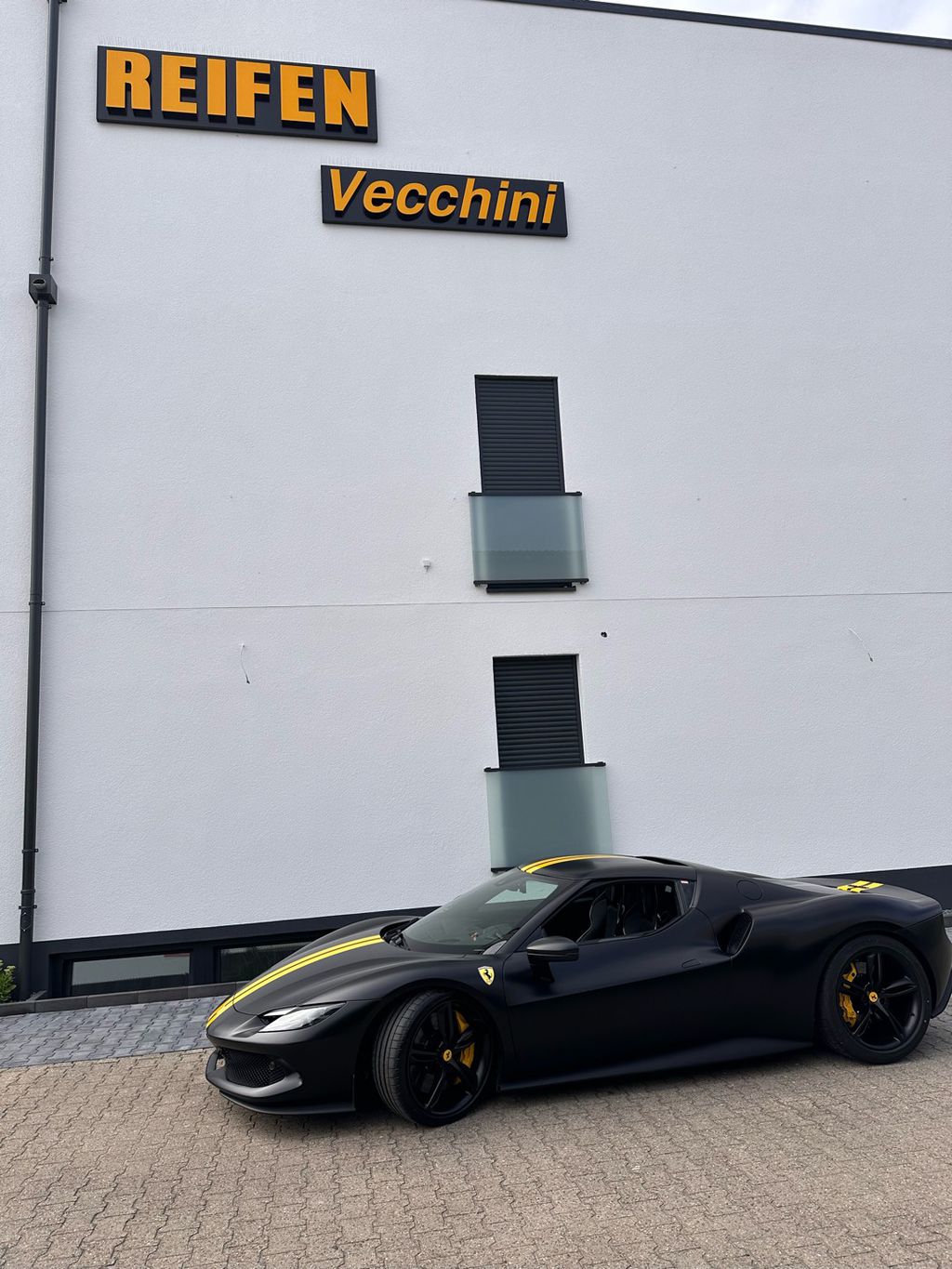 Nutzerfoto 1 Reifen & Service Vecchini Reifenhandel