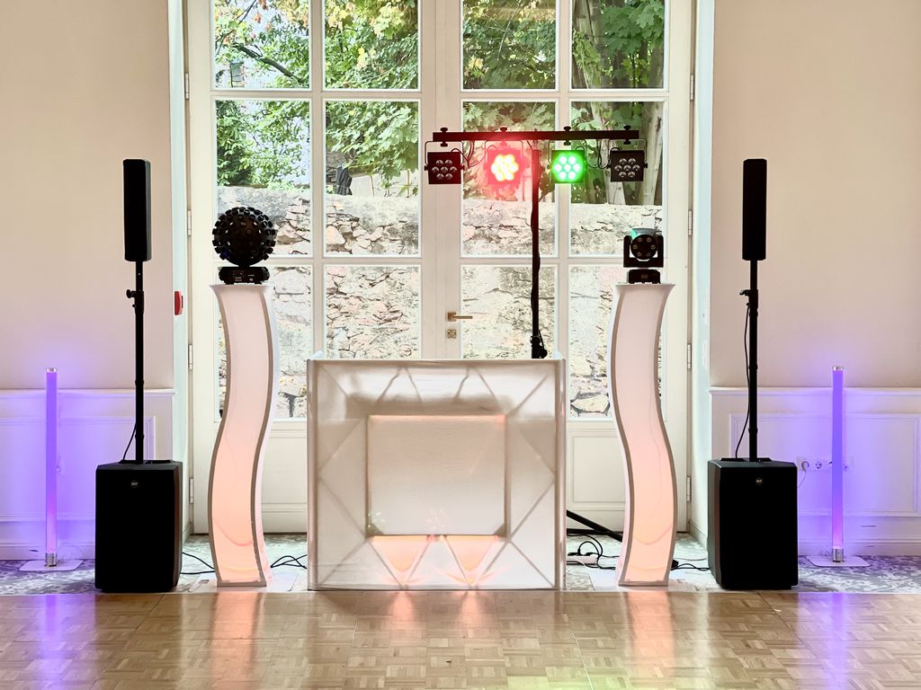 Nutzerfoto 2 DJ Starlight - Plattig Oliver Hochzeit & Event
