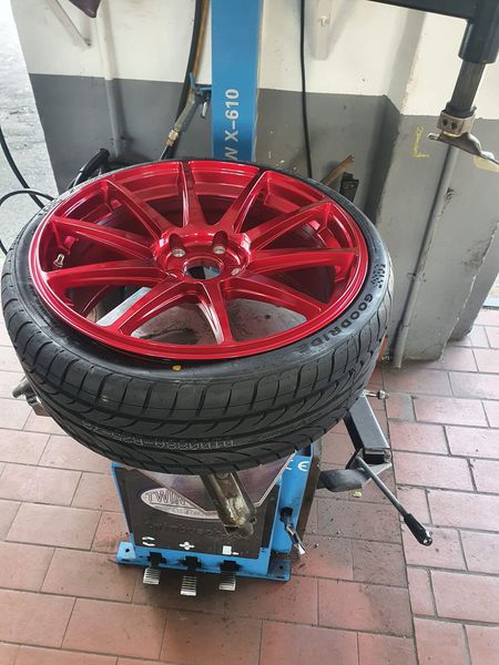 Nutzerfoto 3 Kfz-Werkstatt u. Reifenservice Balogh Nutzerfoto 3 Kfz-Werkstatt u. Reifenservice Balogh