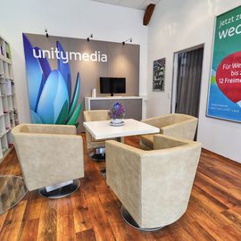 Unser Lounge - Hier können Sie Internetverträge abschließen und Ihre geplanten Projekte mit uns besprechen....