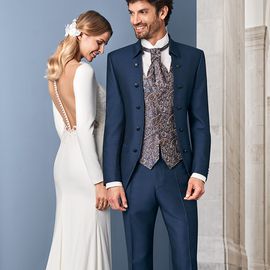 #hausderbraut Kleider und Anzüge für Deine besondere Hochzeit #sabinekuch