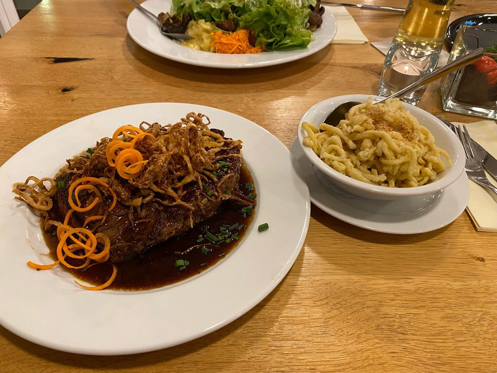 Nutzerfoto 1 Maier Ulrich Restaurant Schloßberg