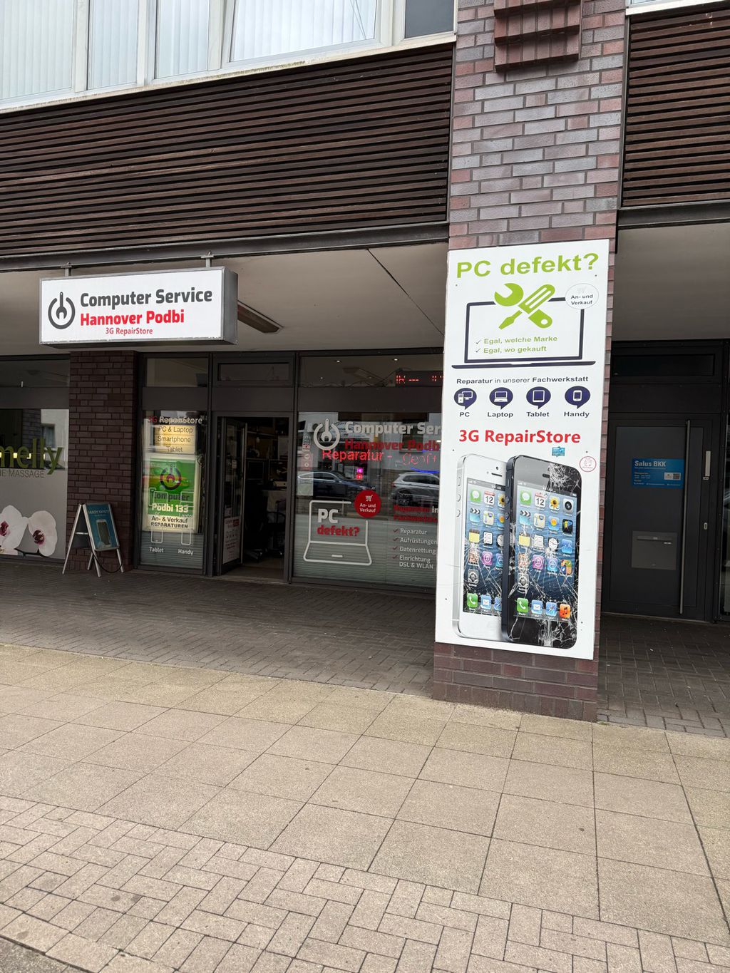 Nutzerfoto 4 Podbi 133 Computer Service , Masoud Bahrami Nutzerfoto 4 Podbi 133 Computer Service , Masoud Bahrami