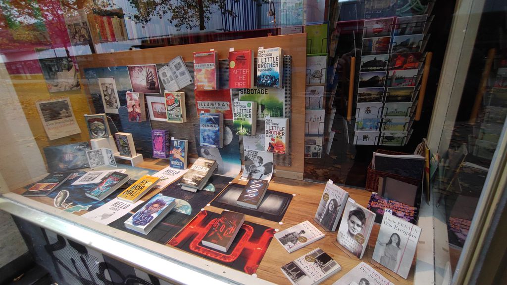 Nutzerfoto 3 Buchhandlung ZweiEinsDrei Nutzerfoto 3 Buchhandlung ZweiEinsDrei