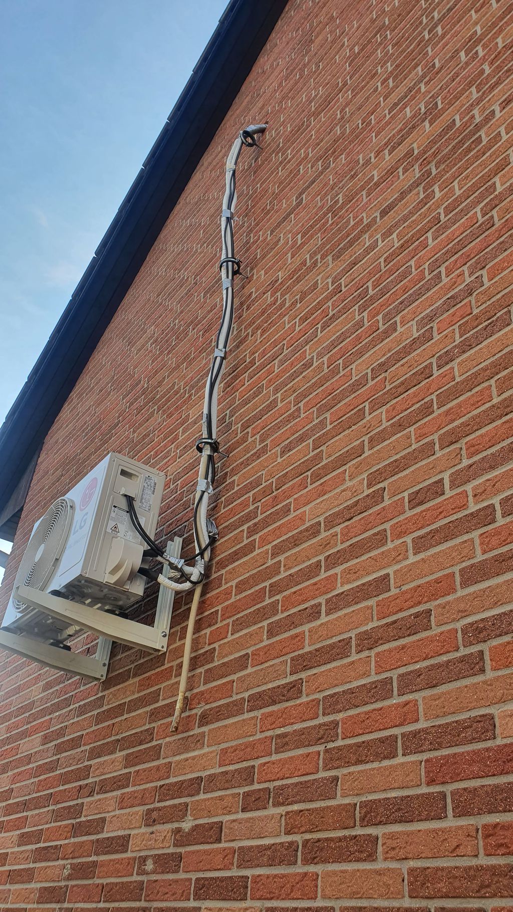 Nutzerfoto 1 Früh Wartungsdienst GmbH, Karl Klimatechnik und -anlagen, Kältetechnik, Lüftungstechnik