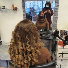 Hair Live Leyla - Friseur bereitgestellt von Das &Ouml;rtliche