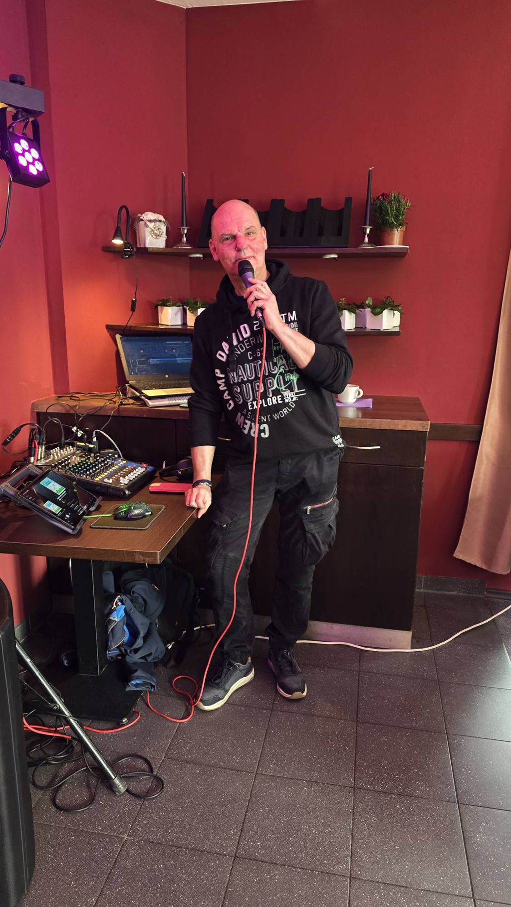 Nutzerfoto 1 Bertram Mike Mobile Diskothek Dancenight