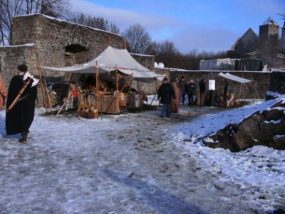 Mittelalterlicher Weihnachtsmarkt Burg Lichtenberg 2010 (01)