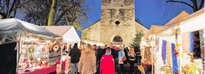 Adventsmarkt Duisburg-Friemersheim rund um die Dorfkirche 2014