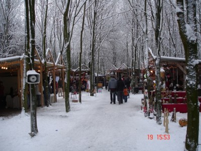 Nordvelen Weinachtmarkts im Schnee