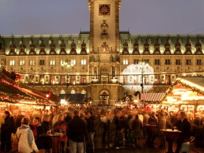 Historischer Weihnachtsmarkt auf dem Rathausmarkt Hamburg 2010 (01)