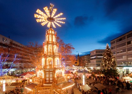 Pyramide Weihnachtsmarkt Pforzheim 2012