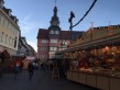 Zum Weihnachtsmarkt