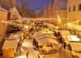 Zum Weihnachtsmarkt