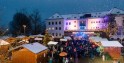 Zum Weihnachtsmarkt