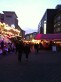 Zum Weihnachtsmarkt