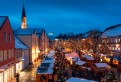 Zum Weihnachtsmarkt