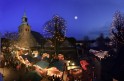 Zum Weihnachtsmarkt